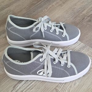 Heelys Light Gray Canvas Skate Shoes